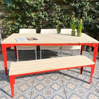 Buiten Tafel en Bank Accoya