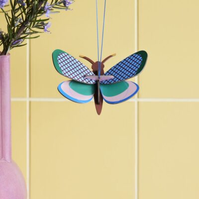 GRID-BUTTERFLY_AMBIENT-PORTRAIT-lower